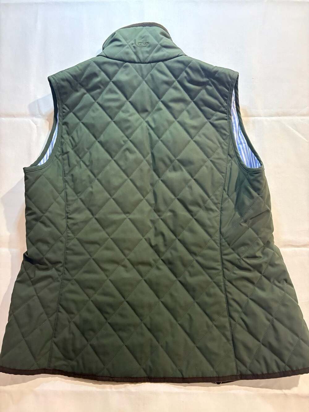 Vineyard Vines - image 5